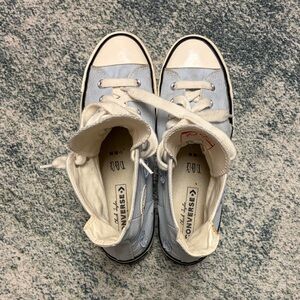 Converse Sneakers in Light Blue and Cream Floral detail